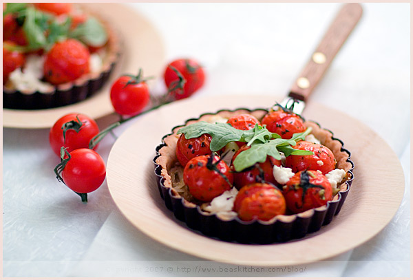 food stying tartine gourmande fennel cherry tomato tartlet balsamic crust