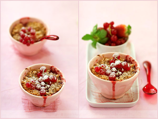 custard fruit crumble