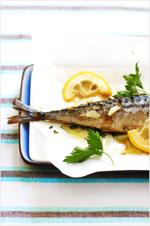 mackerel cooked baked whole