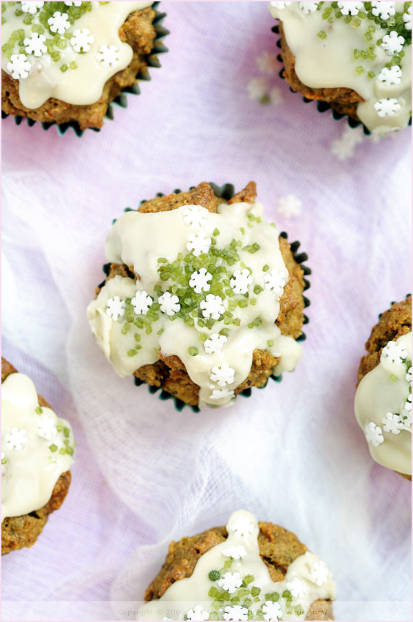 hazelnut spiced carrot cupcakes